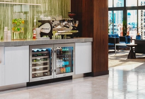 True Residential TUBADA24RSAO 24 Inch Overlay Panel Door Right Hinge Ada Height Undercounter Beverage Center Other Outdoor Products,patio kitchen accessories