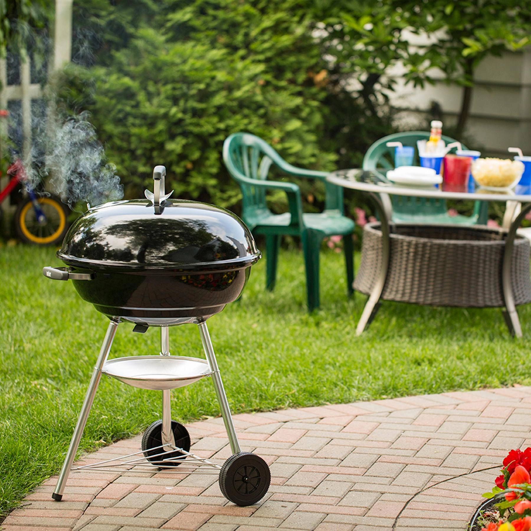 Weber 1321001 Jumbo Joe Premium Charcoal Grill 22" - Black