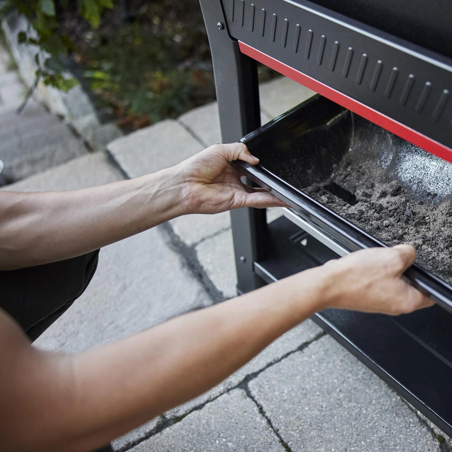Weber 1500120 Searwood&#8482; 600 Pellet Grill - Black