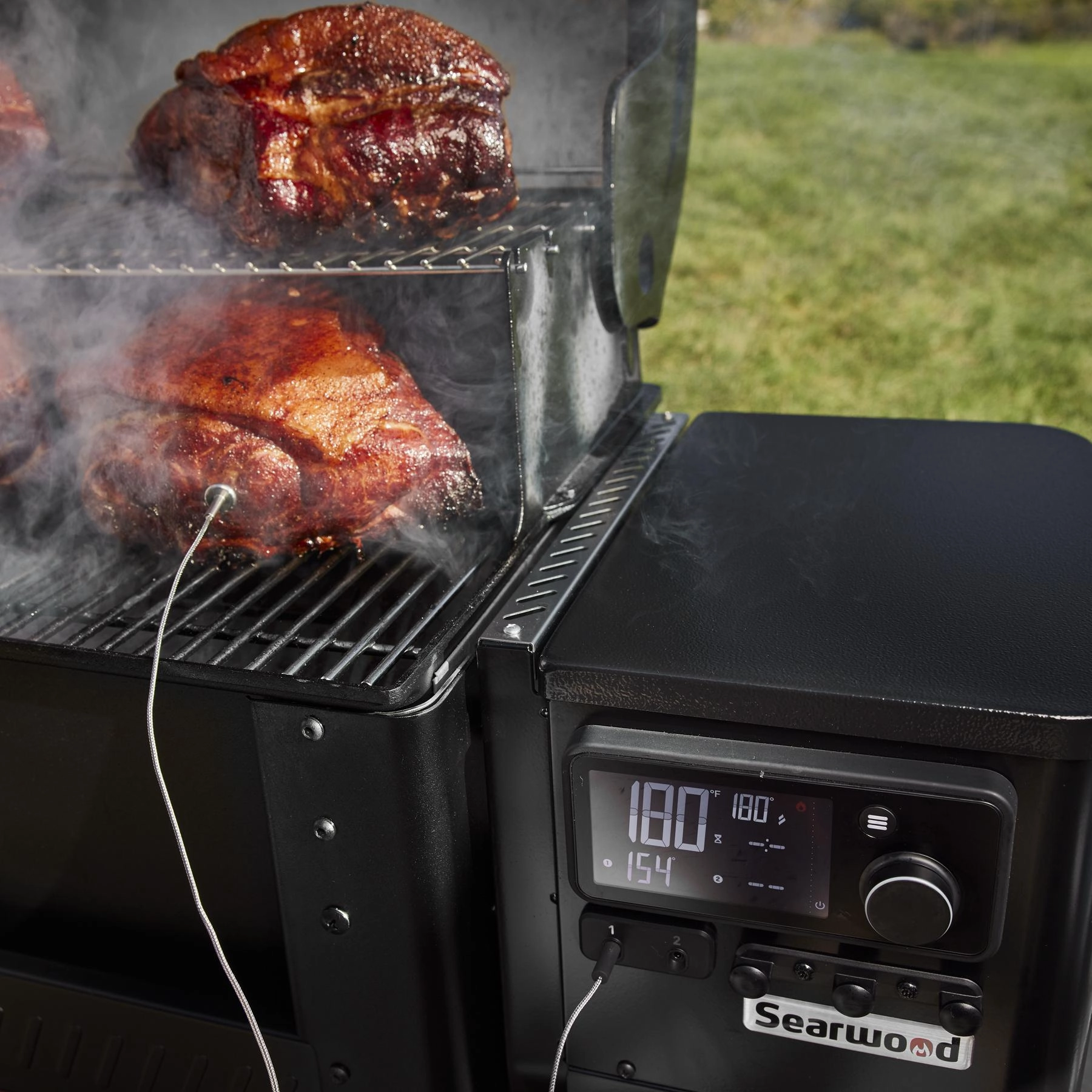 Weber 1500121 Searwood&#8482; Xl 600 Pellet Grill - Black