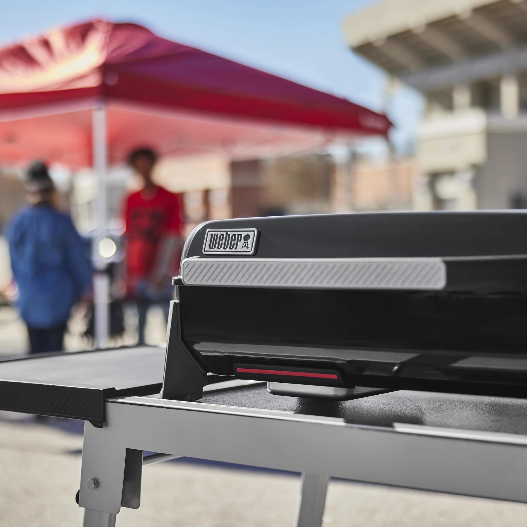 Weber 1500213 Weber Traveler 22" Portable Griddle - Black