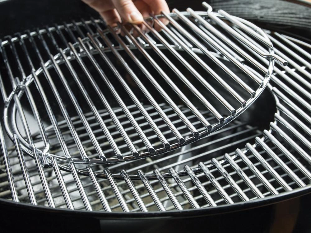 Weber 15401001 Performer Premium Charcoal Grill - 22 Inch Black