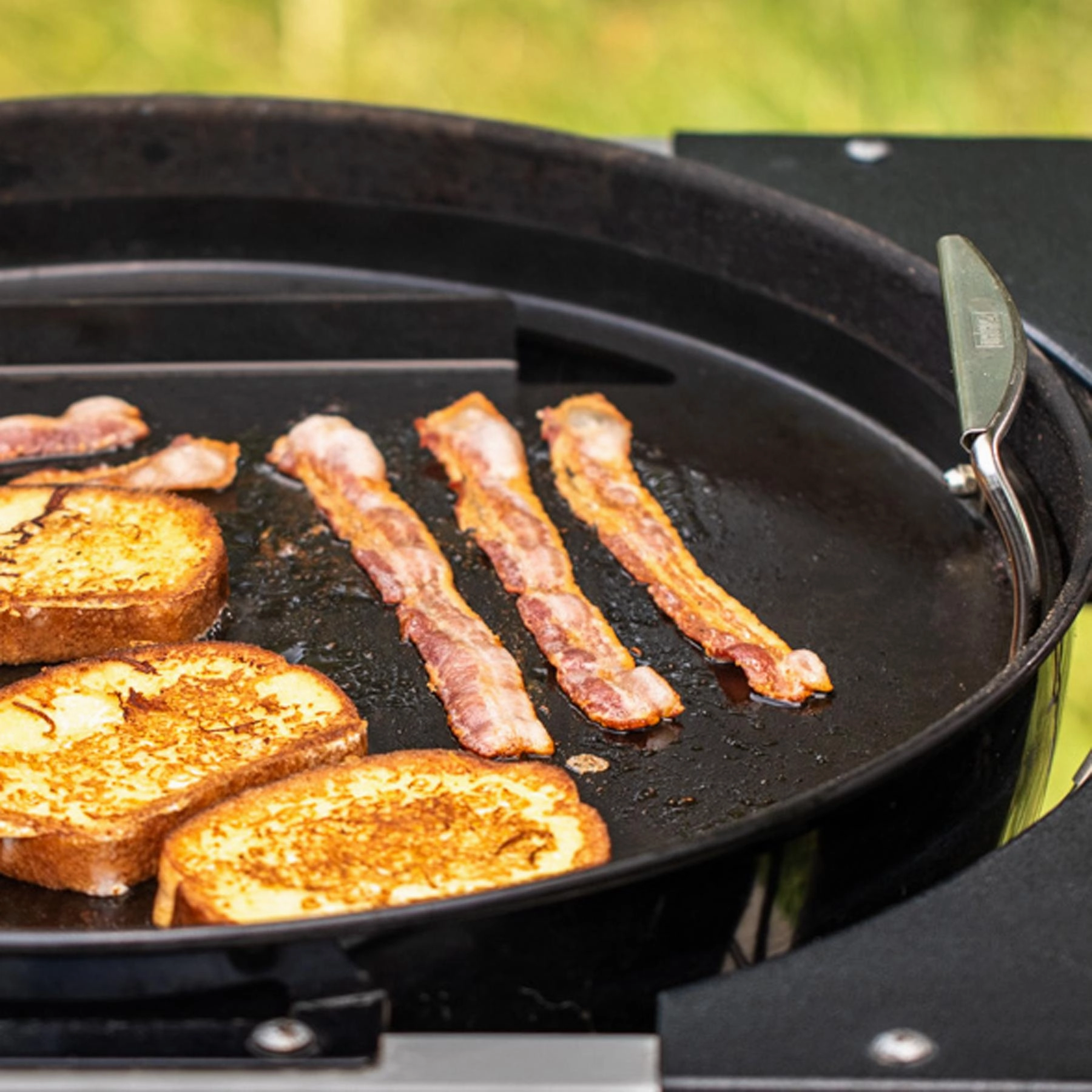 Weber 3400382 Rust-Resistant 22" Round Griddle Insert