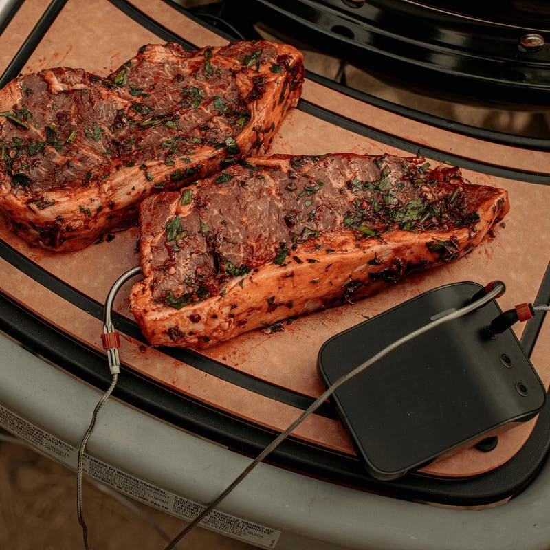 Weber 7031 Weber Traveler Reversible Prep & Serve Board
