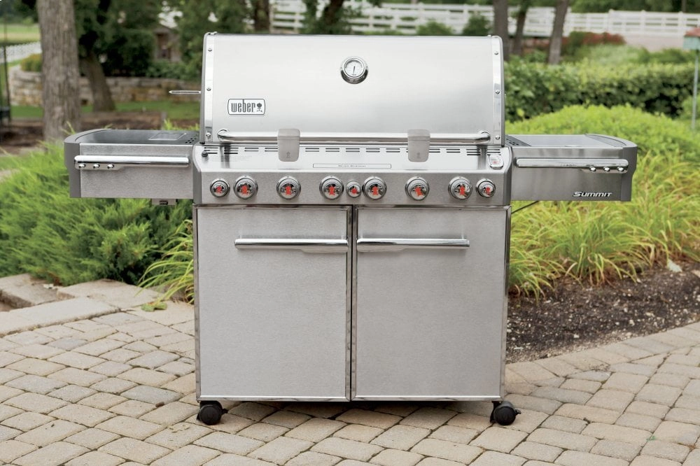 Weber 7470001 Summit S-670&#8482; Natural Gas Grill - Stainless Steel