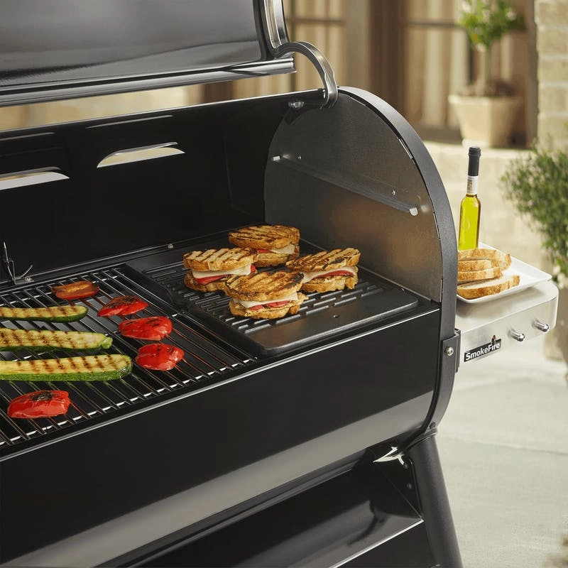 Weber 7598 Porcelain-Enameled Cast Iron Griddle - Smokefire Ex4/Ex6 & Spirit 300