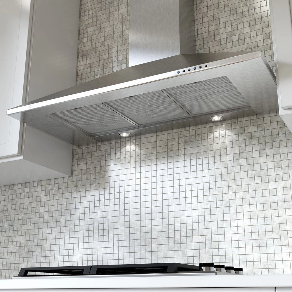 Xo Appliance XOB24S 600 Cfm 24" Italian Made Wall Mount Chimney Range Hood Stainless
